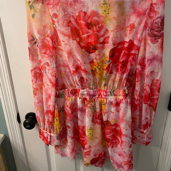 Size L MainStrip floral romper - Picture 2 of 4